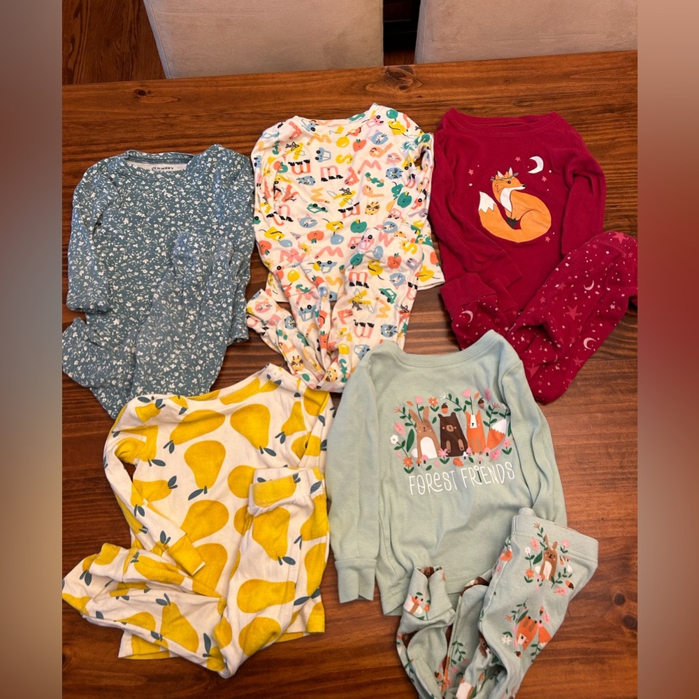 5 Piece Pajama Bundle 2T Toddler Girl